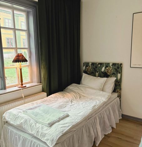 Boende-flygel-westsura